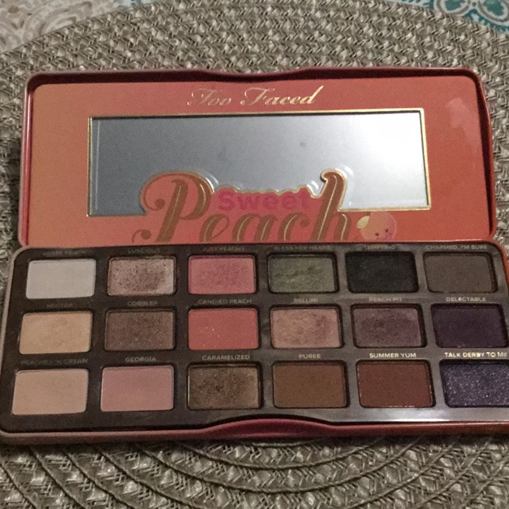 Too Faced Sweet Peach Palette Gently Used